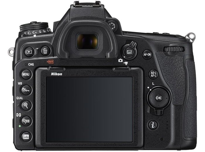 Nikon D7500 20.9MP DSLR Camera with AF-S DX NIKKOR 18-140mm f/3.5-5.6G ED VR Lens, Black